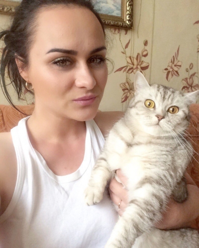 Гретта дома